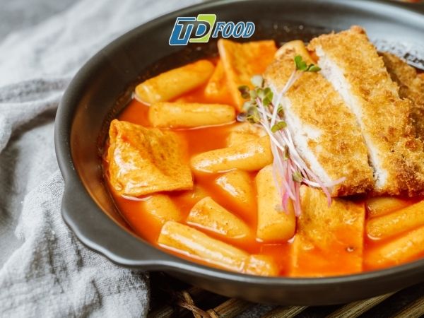 Vai trò của bột hải sản trong sản xuất bánh gạo cay sốt hải sản